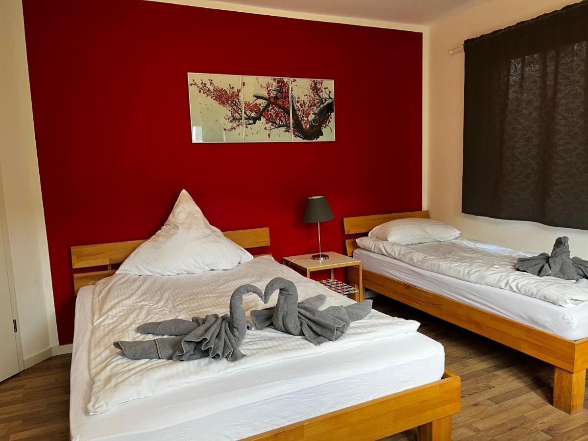 In Neusserstrasse Hostel Keulen